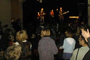 Picture from the Danny & Gerry concert in Aera Vienna on 19.12.1999